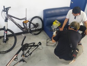 Day 13 - Taiwanese rescue: the new bike.